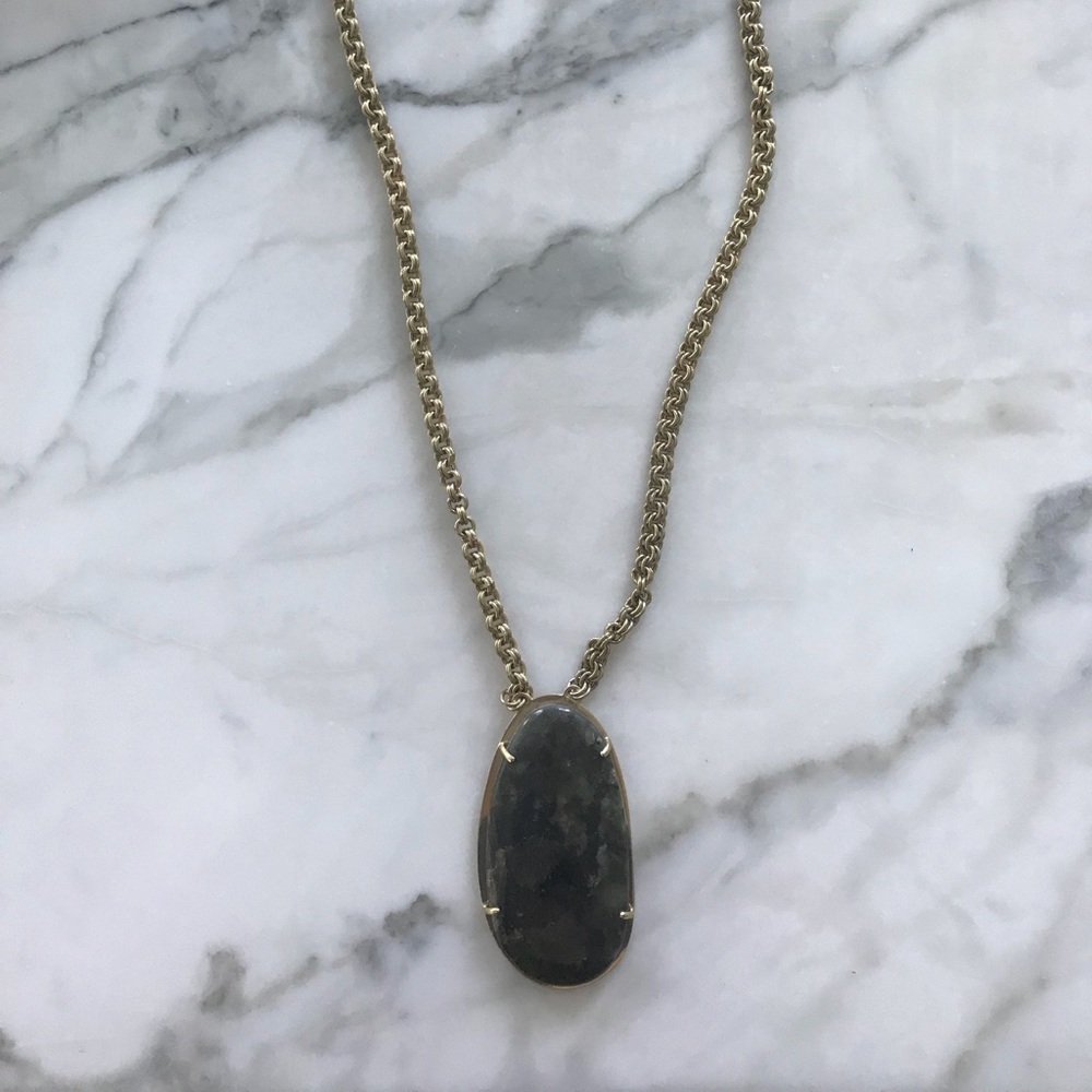 Stella and Dot Leona Pendant Necklace
